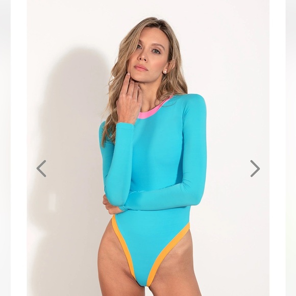 One one swimwear ophelia one piece cockatoo - Picture 1 of 11